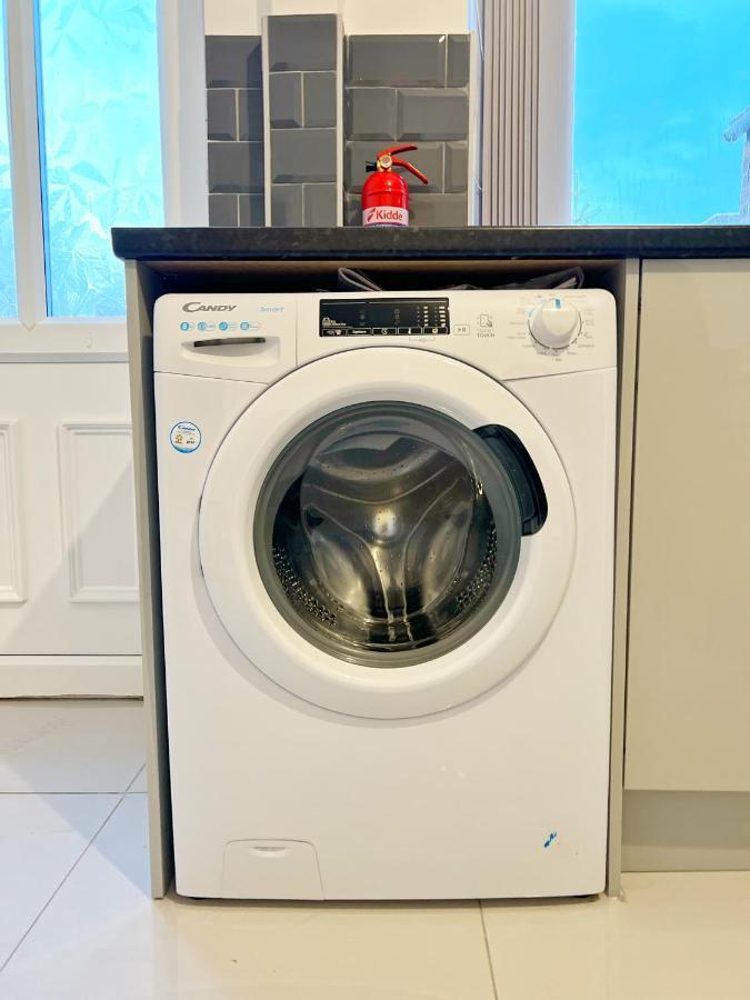 מידלטון Cheerful 3 Bedroom Home With Netflix And Wi-Fi מראה חיצוני תמונה